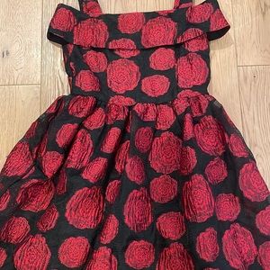 Girls perfect holiday dress.